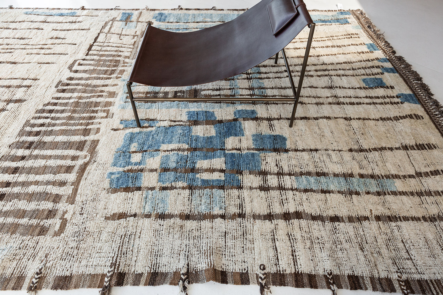 Modern Rug Image 11426 Tamarix, Atlas Collection, Seasons