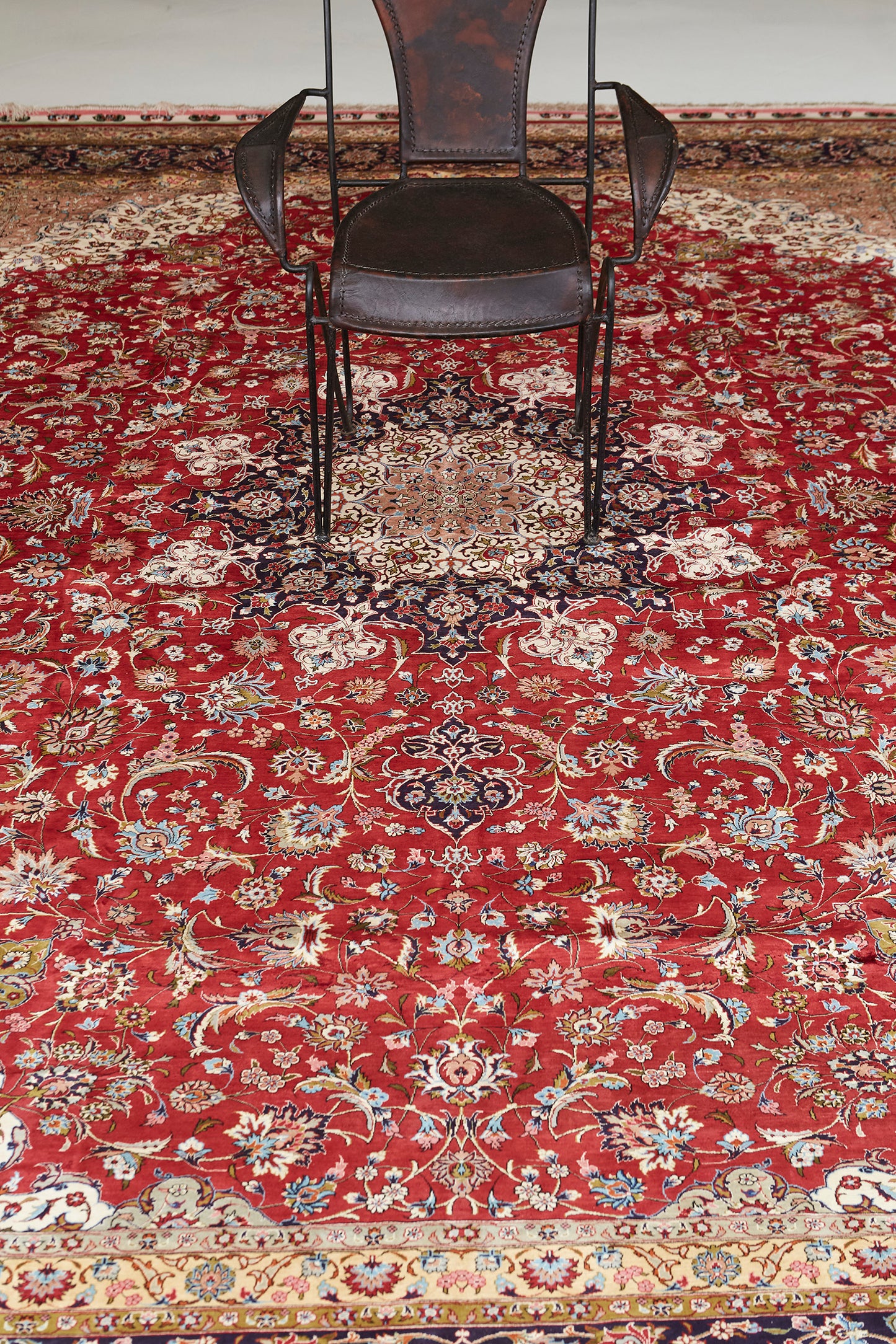 Persian Rug 2591 Fine Persian Silk Tabriz Rug 29229