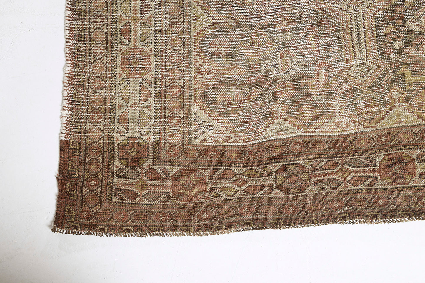 Antique Persian Shiraz 29322