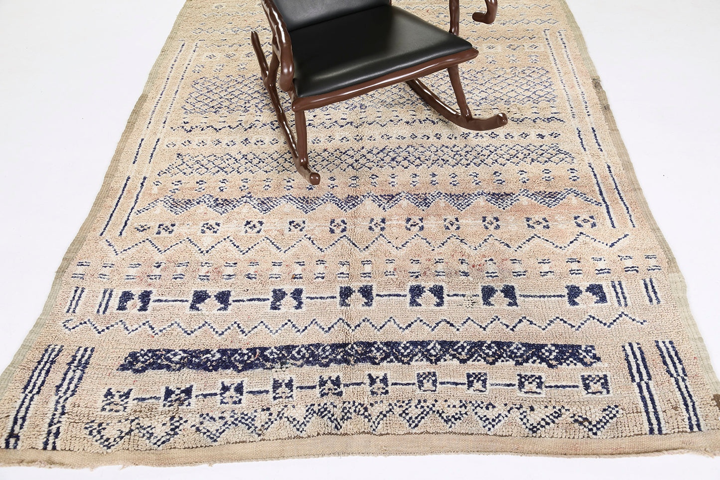 Modern Rug Image 12777 Vintage Moroccan Beni M'Guild Rug