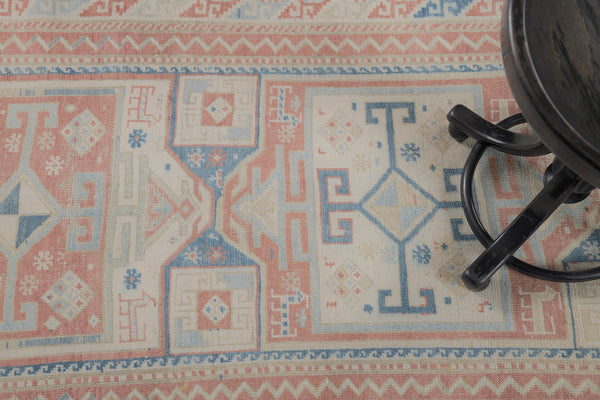 Antique Caucasian Shirvan - close-up of weave texture and pile [#2]