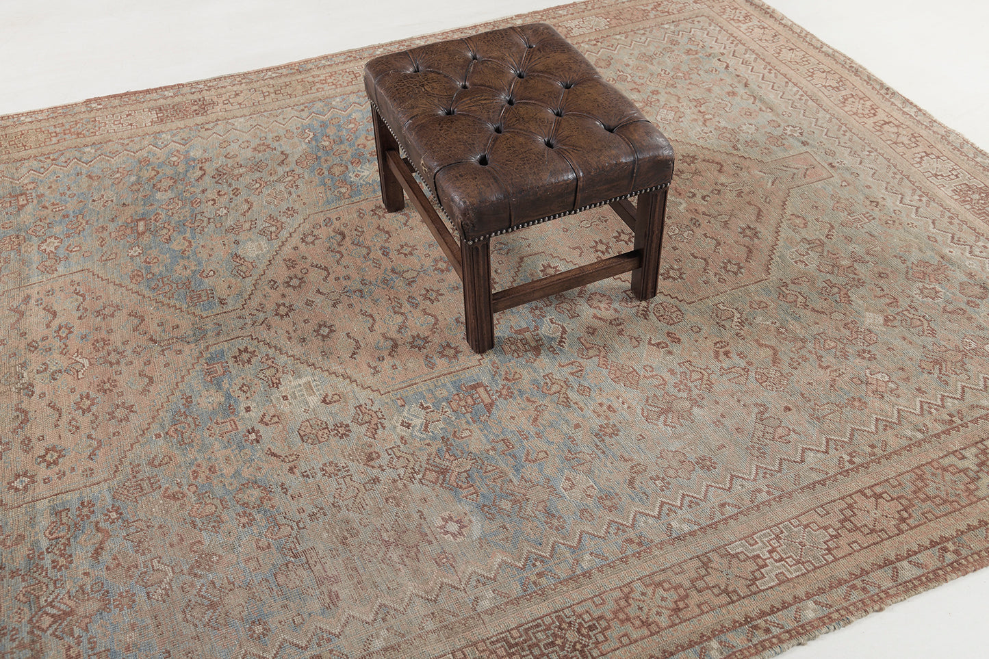 Persian Rug 549 Antique Persian Ghashgaie 29572