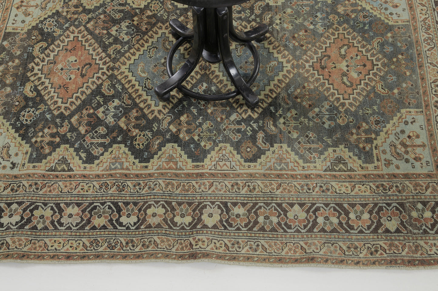 Antique Persian Ghashgaie 29573