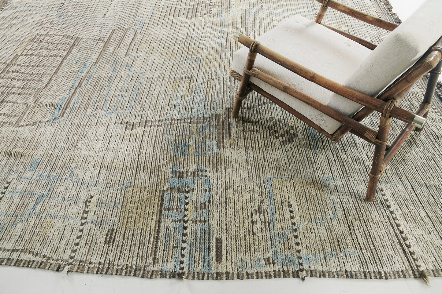 Modern Rug Image 6920 Meliska, Atlas Collection, Seasons