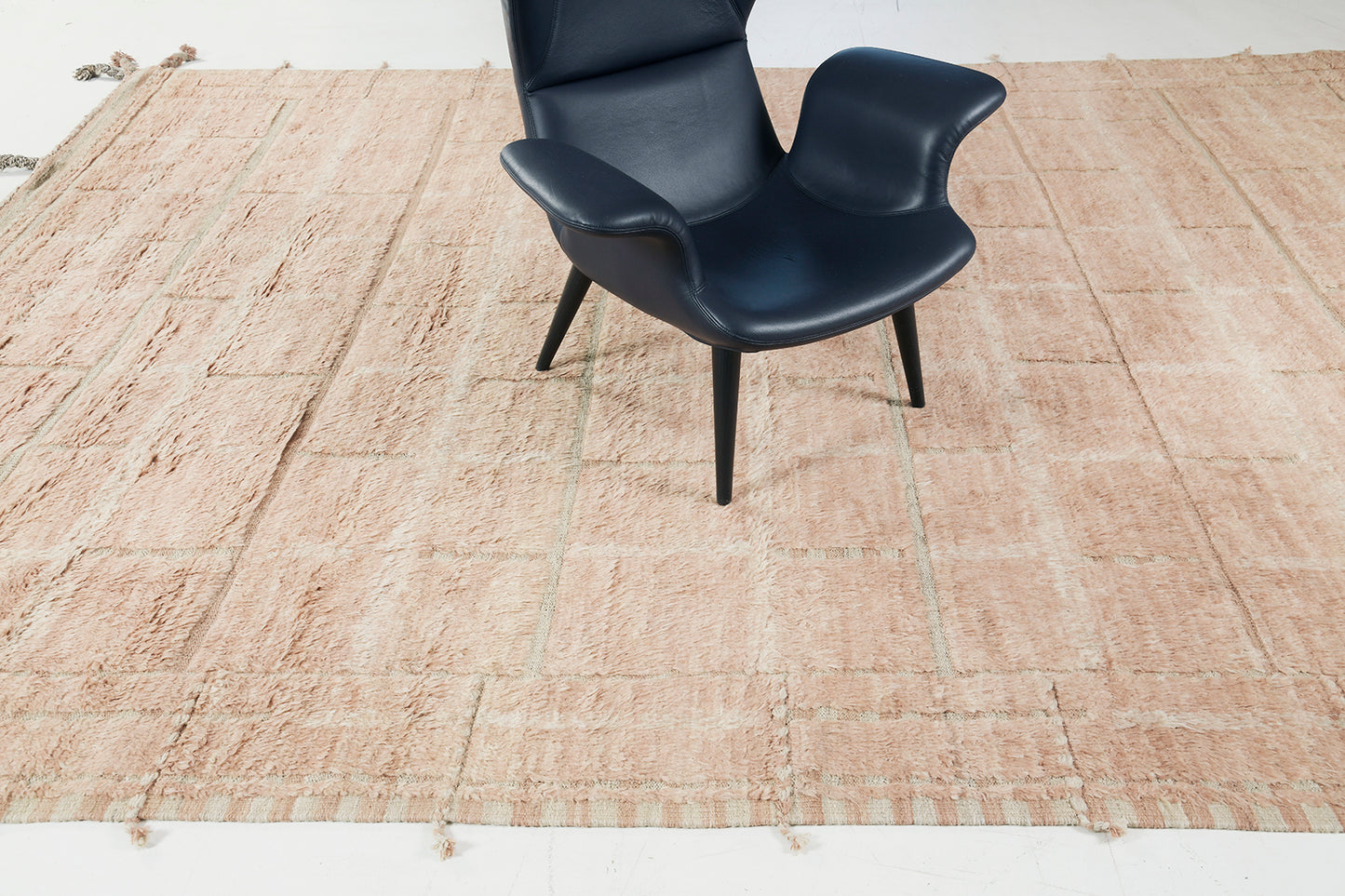 Modern Rug Image 9072 Oujda, Atlas Collection