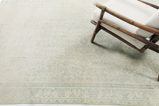 Persian Rug 1800 Antique Persian Mashad 30022
