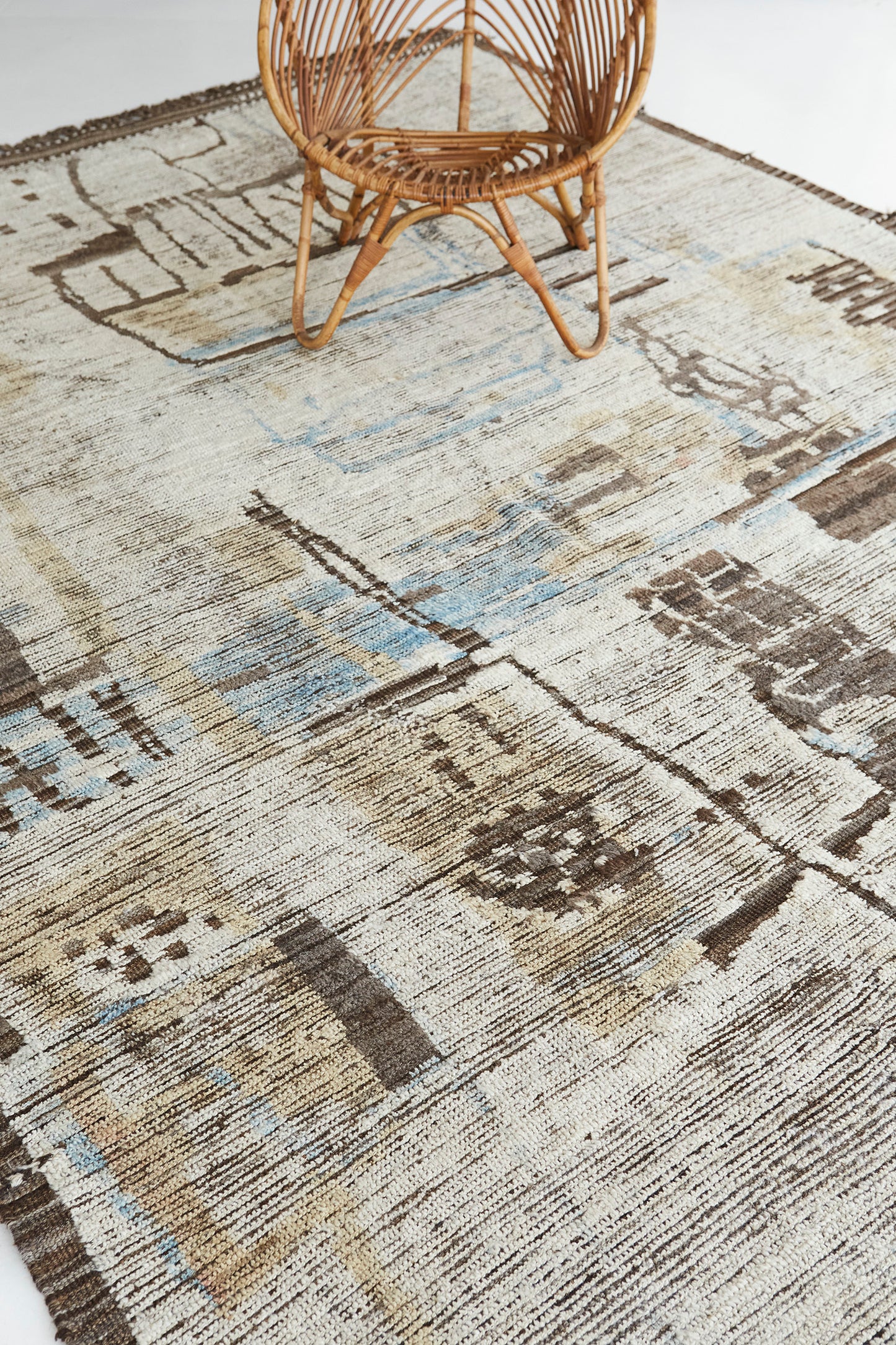 Modern Rug Image 6923 Meliska, Atlas Collection, Seasons