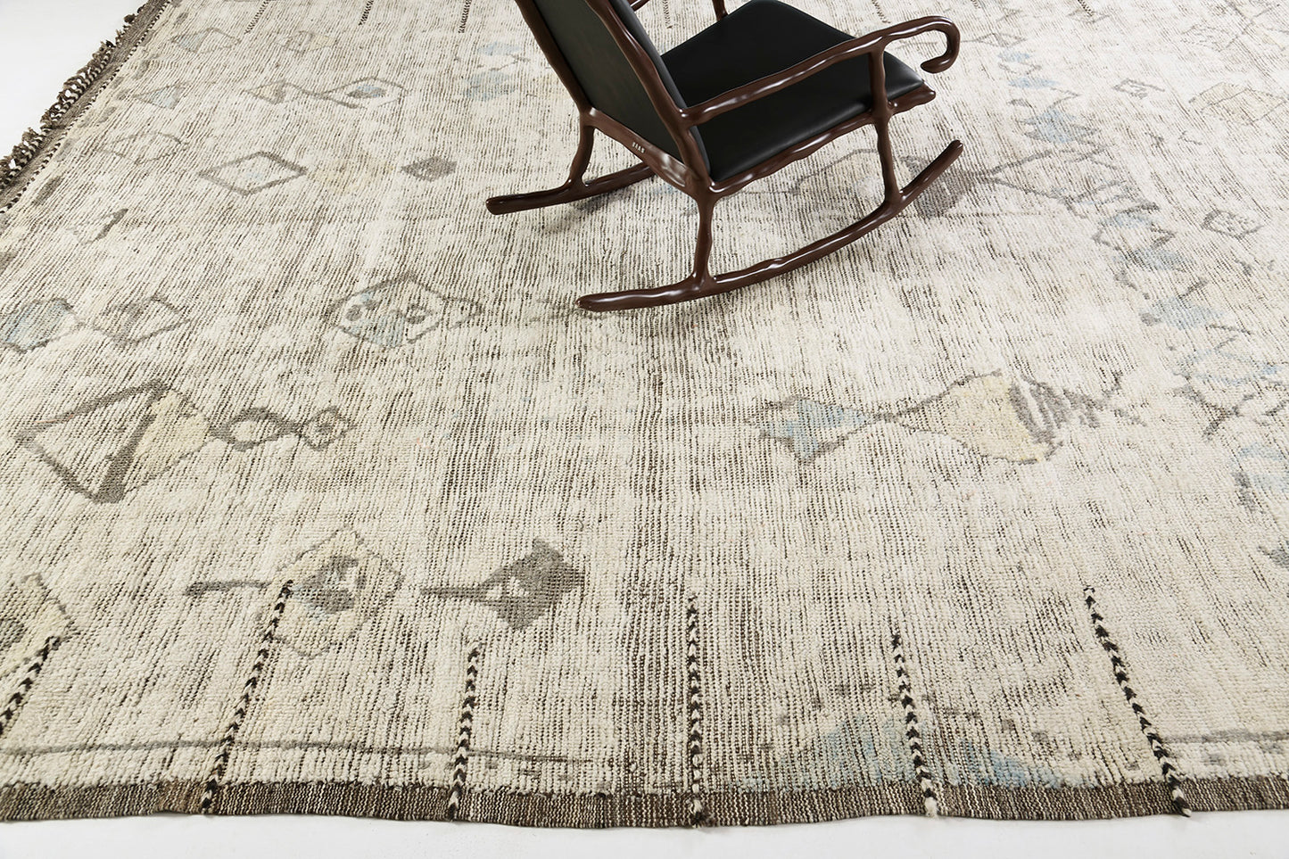 Modern Rug Image 11110 Tajeddigt, Atlas Collection, Seasons