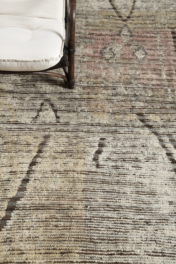 Modern Rug Image 9634 Rikasa, Atlas Collection, Seasons