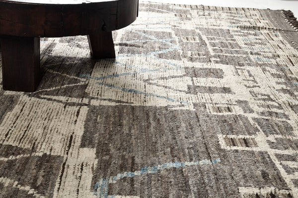 Modern Rug Image 6827 Meghighda, Atlas Collection, Seasons