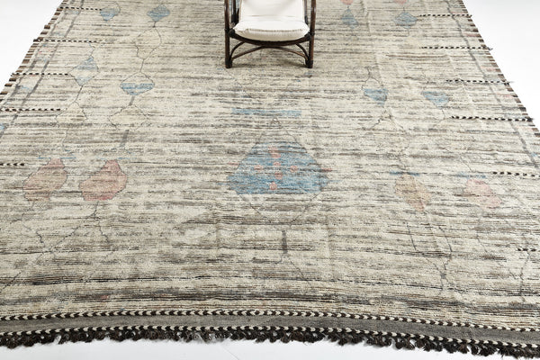 Modern Rug Image 5552 Izil, Atlas Collection, Seasons