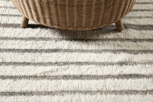 Modern Rug Image 10100 Shipca, Haute Bohemian