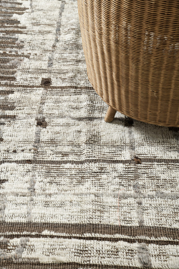 Modern Rug Image 2850 Dassin, Atlas Collection, Seasons