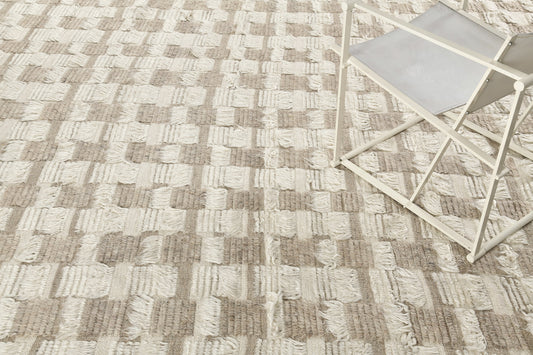 Modern Rug Image 603 Amia, Sahara Collection