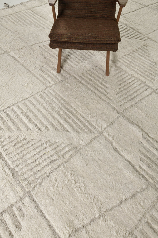 Modern Rug Image 11876 Tisent, Atlas Collection