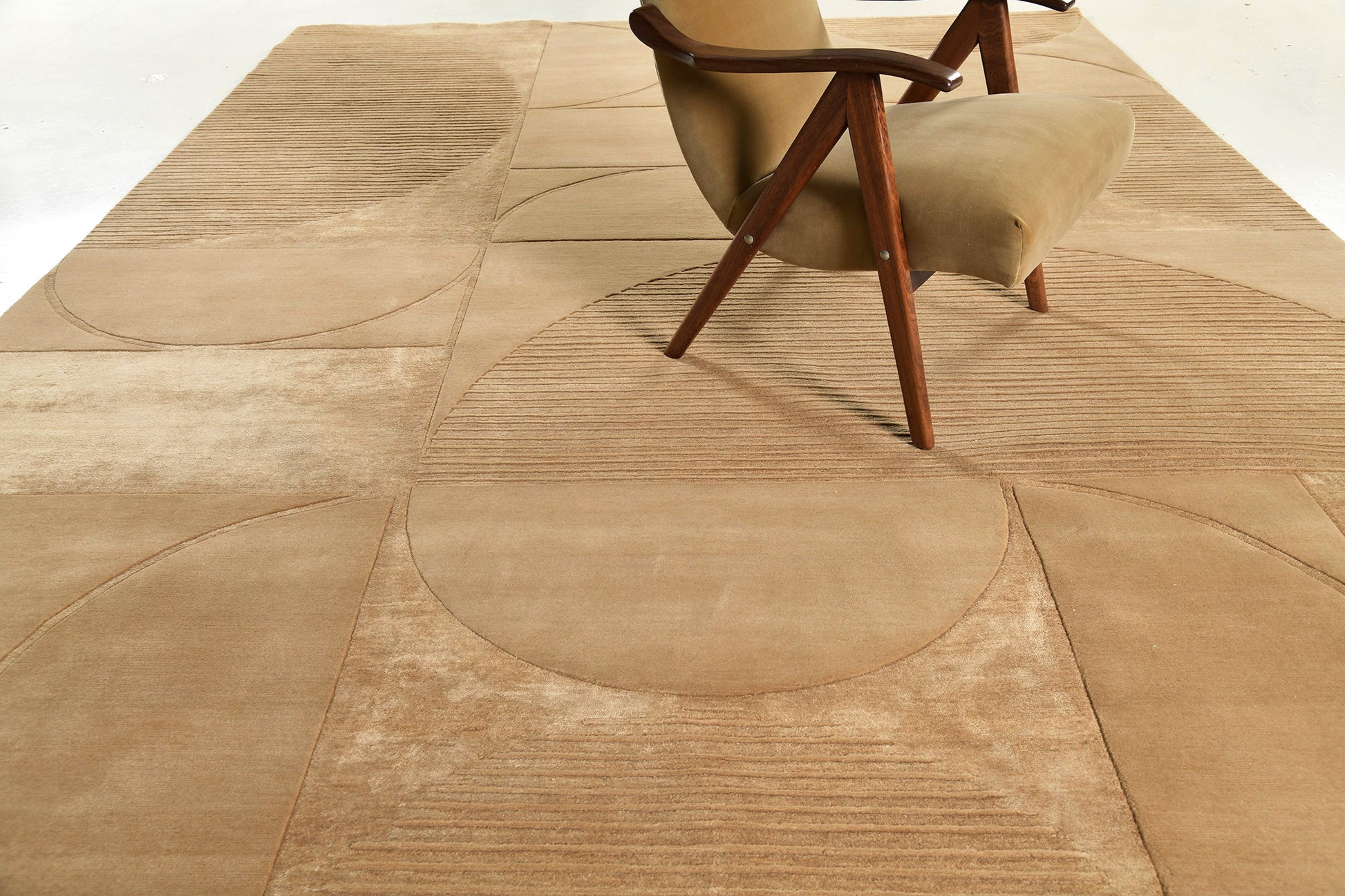 Modern Rug Image 11987 Triana, Design Rhymes