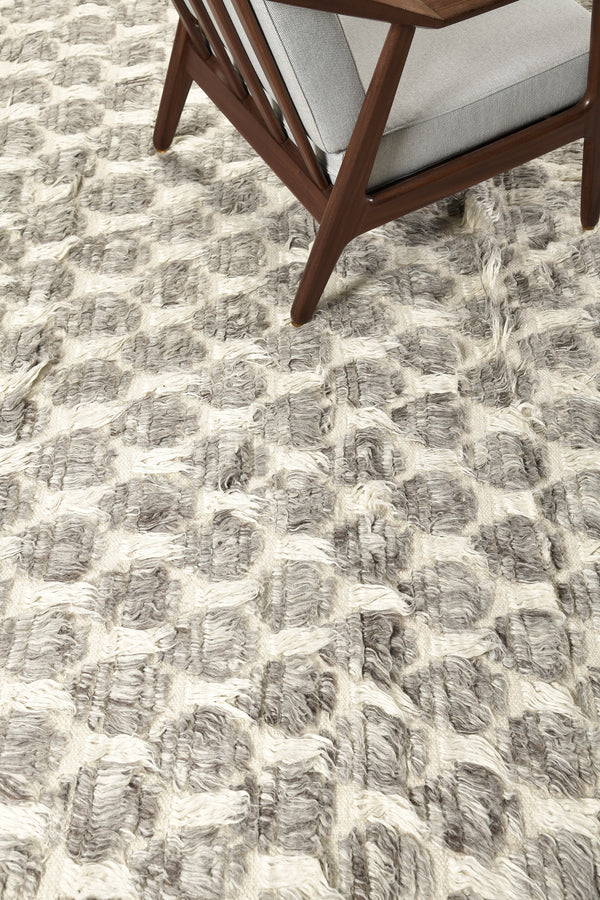 Modern Rug Image 8632 Nami, Sahara Collection