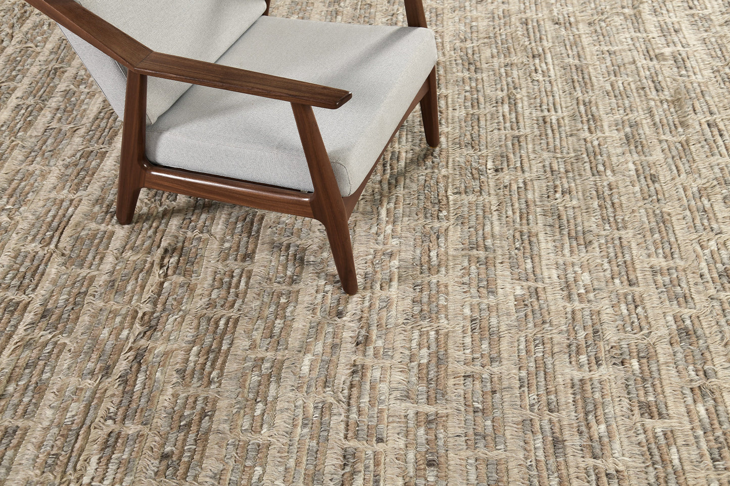 Modern Rug Image 458 Ahina, Sahara Collection