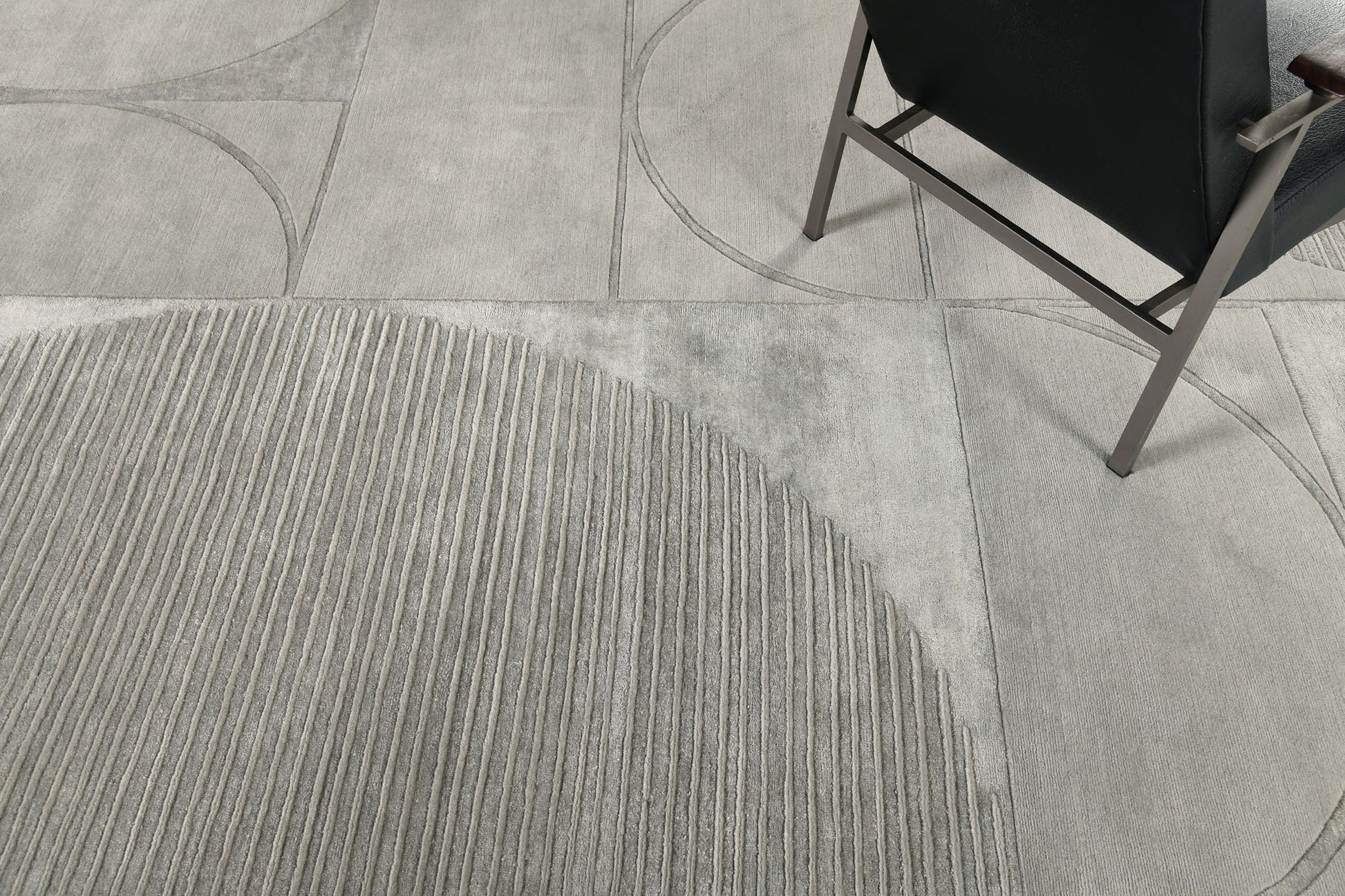Modern Rug Image 11992 Triana, Design Rhymes