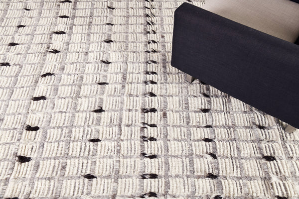 Modern Rug Image 850 Amihan, Sahara Collection