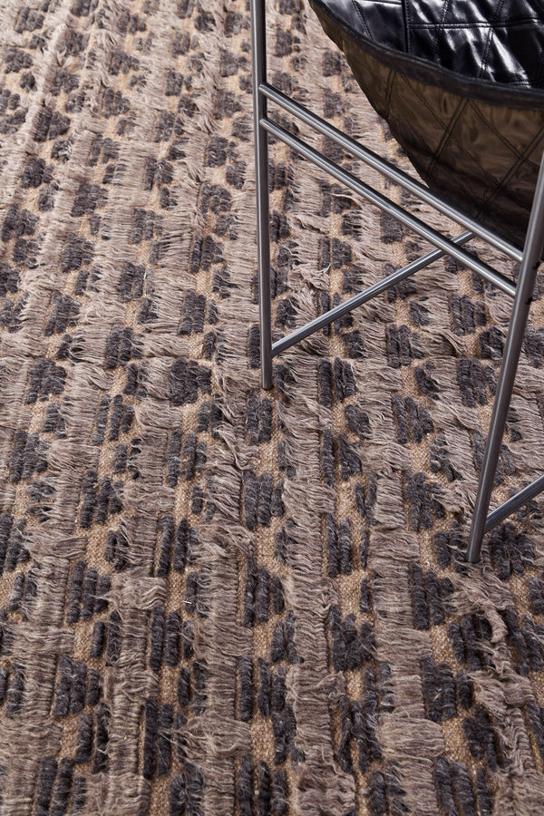 Modern Rug Image 8664 Nami, Sahara Collection
