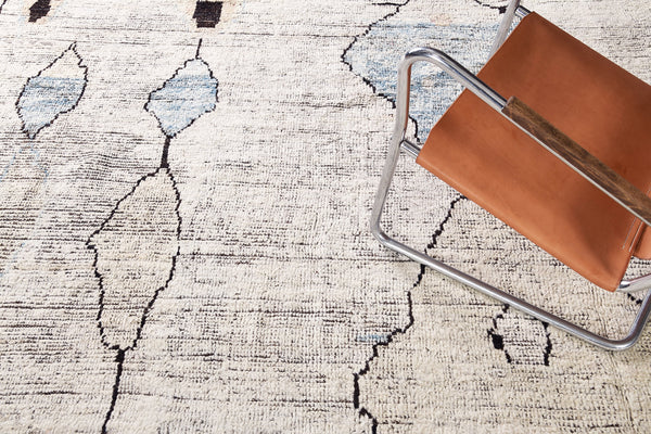 Modern Rug Image 5556 Izil, Atlas Collection, Seasons