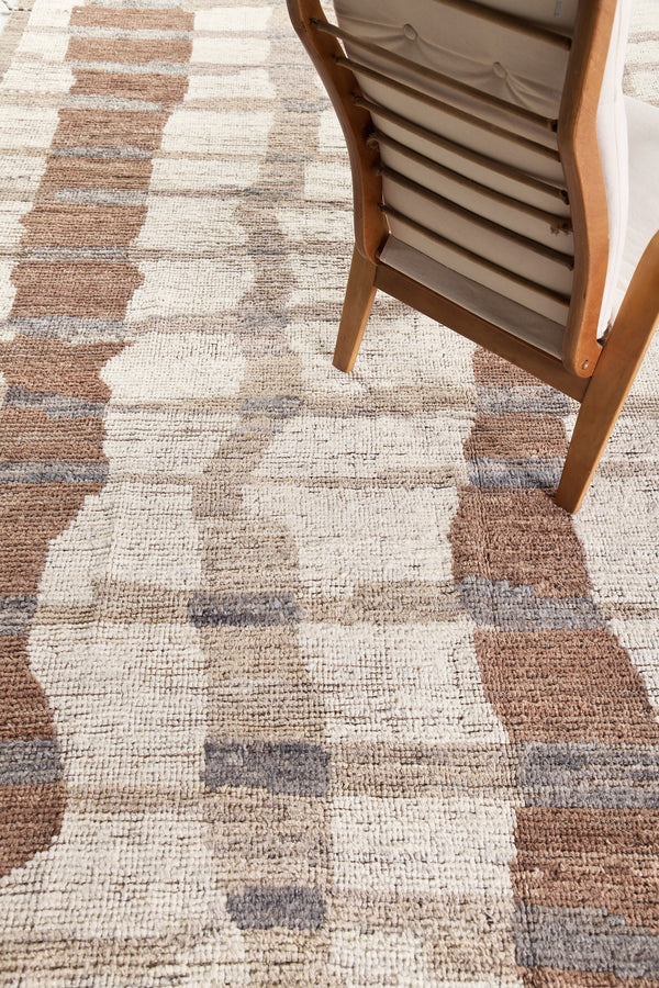 Modern Rug Image 4766 Gley, Atlas Collection
