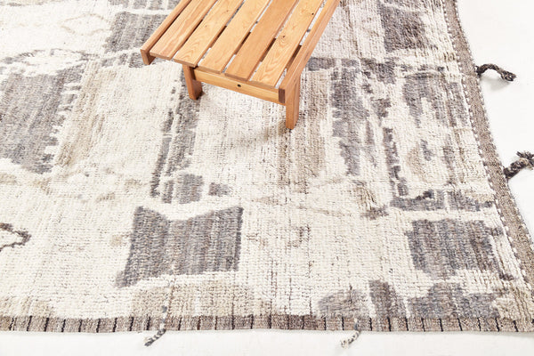 Modern Rug Image 6844 Melika, Atlas Collection