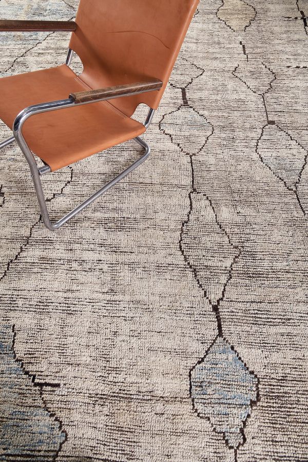 Modern Rug Image 5561 Izil, Atlas Collection, Seasons