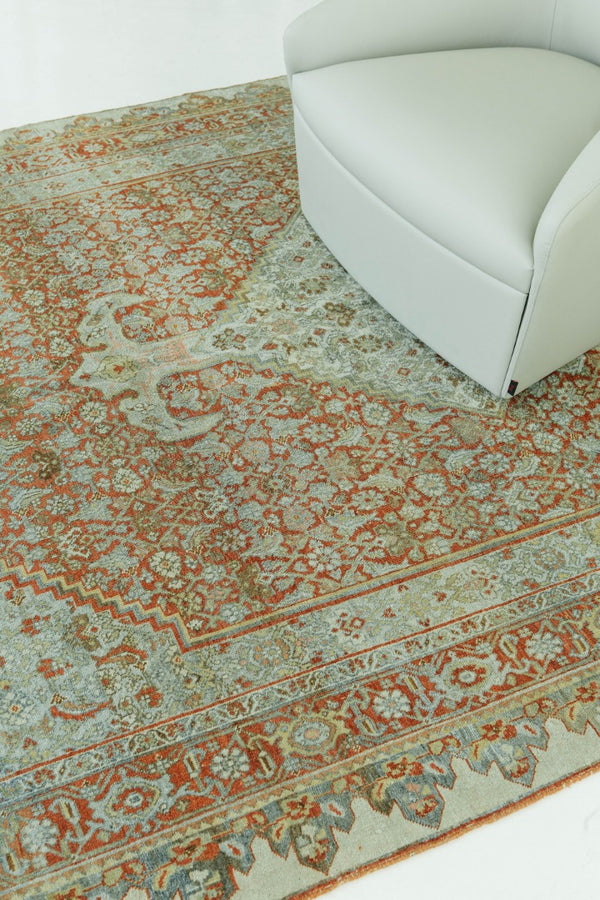 Persian Rug 599 Antique Persian Halvai Bidjar Herati Design 55059