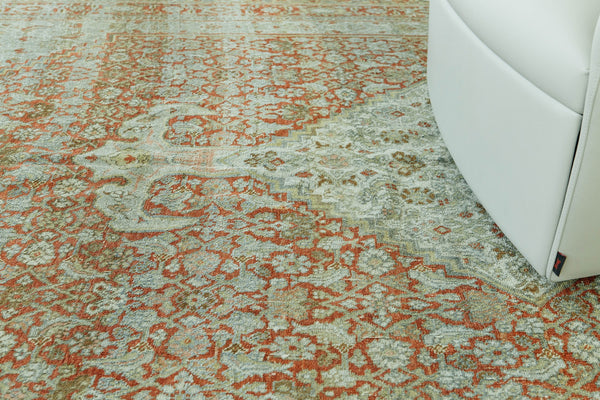 Persian Rug 597 Antique Persian Halvai Bidjar Herati Design 55059