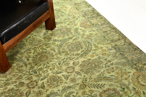 Overdyed Agra Design Rug - detailed border and fringe [#5]