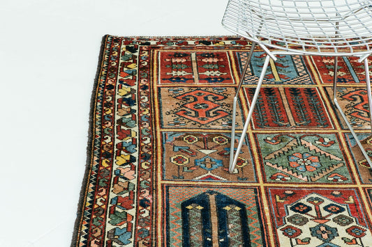 Persian Rug 2632 Old Persian Bakhtiari Garden Design Rug 57350