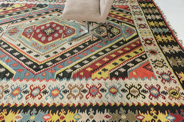 Vintage Turkish Anatolian Kilim - flat-weave kilim, hand-knotted in Turkey - styled in room setting [#2]