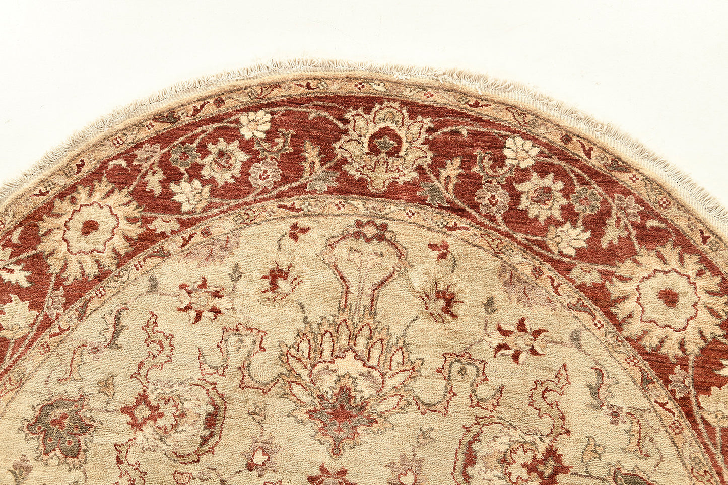 Natural Dye Sultanabad Revival Round Rug