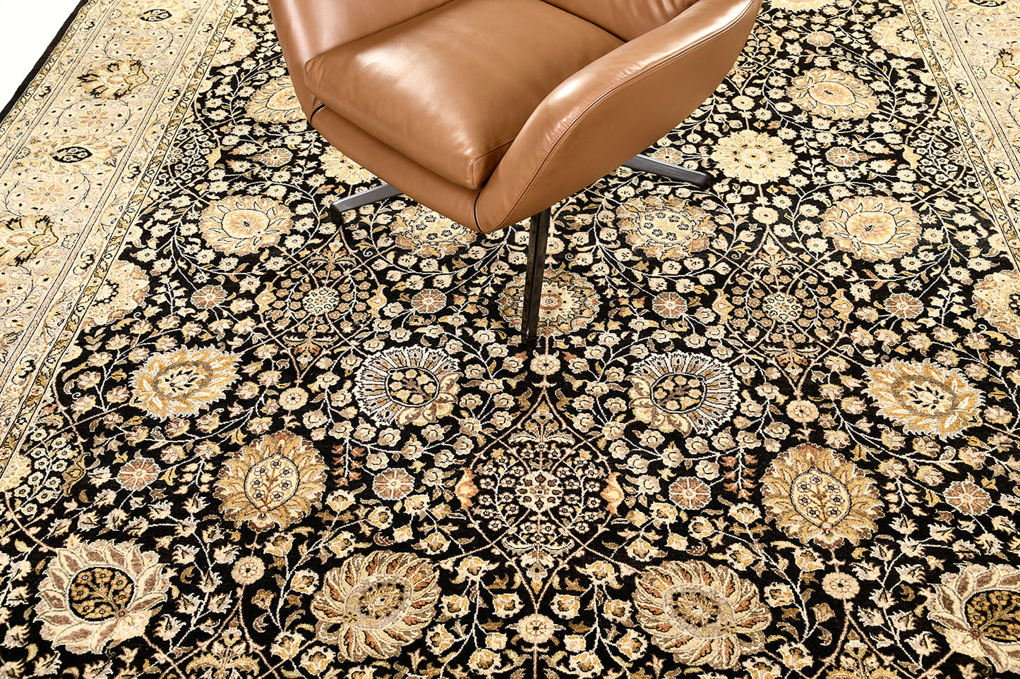 Fine Natural Dye Tabriz Allover Design Rug