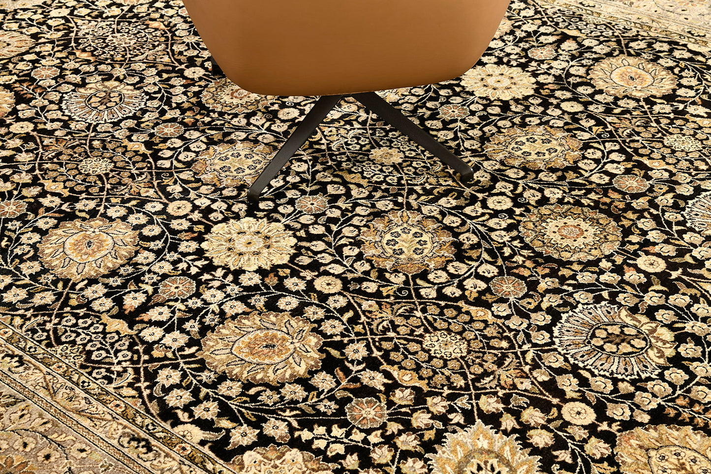 Fine Natural Dye Tabriz Allover Design Rug