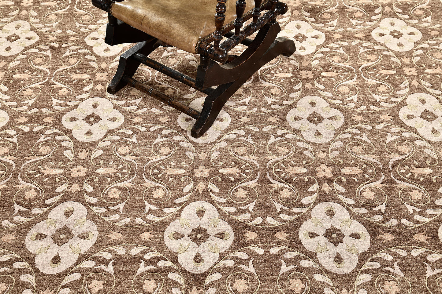 Transitional Design Rug