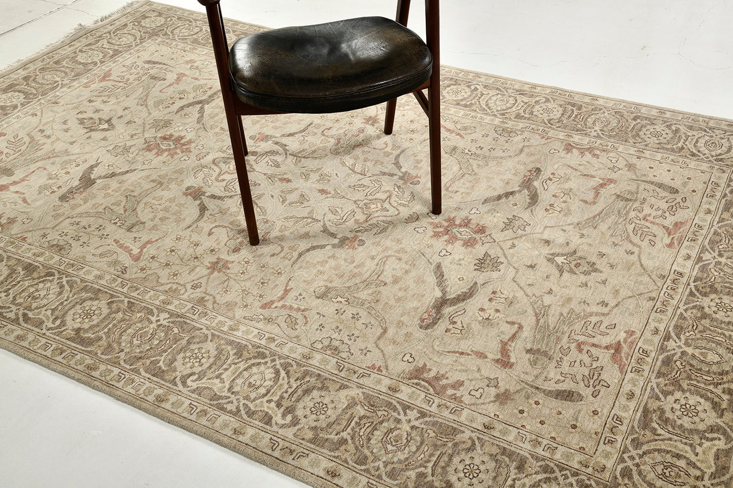 Egyptian Zigler  Design Rug