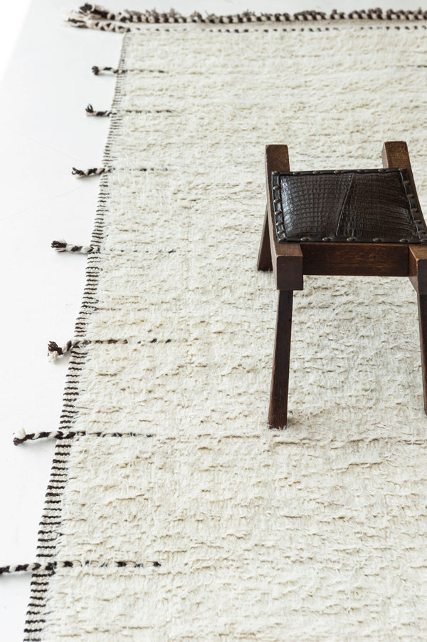Modern Rug Image 4786 Gregale, Haute Bohemian